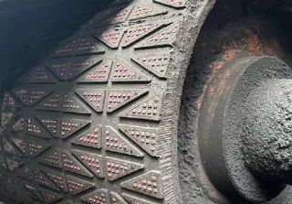 【案例】某煤炭船埠陶瓷滚筒包胶项目