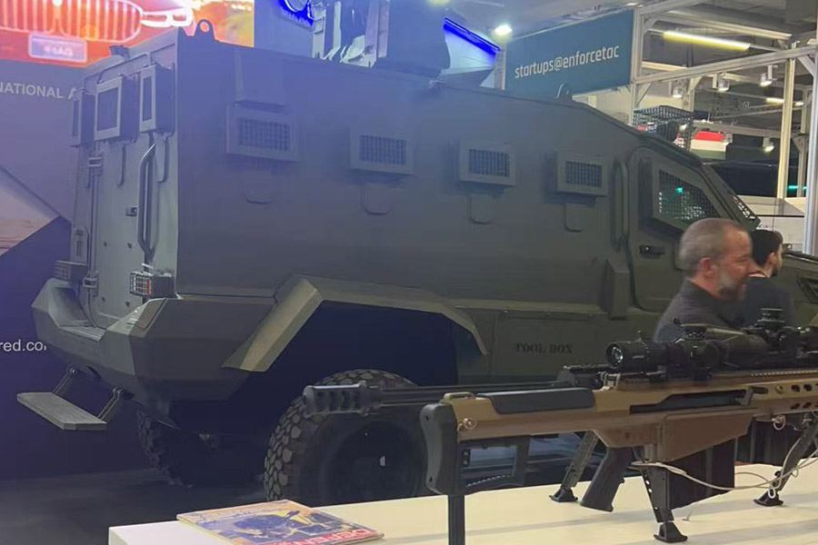 Z6尊龙特瓷参观2025德国警务展EnforceTac
